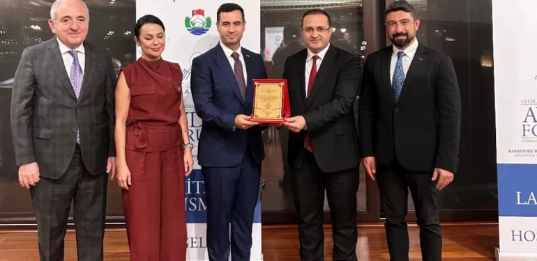 Uluslararası Karadeniz Rize-Ayder formu kitaplaştırıldı – Birlik Haber Ajansı