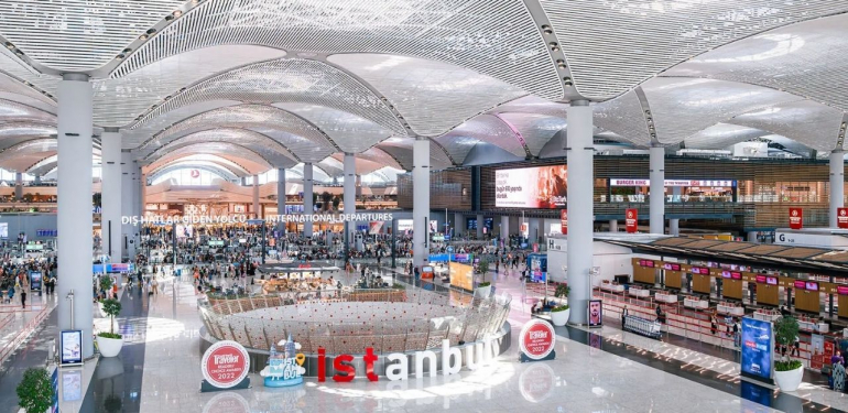 Türkiye genelindeki havalimanları 10 ayda 211 milyon yolcuya hizmet verdi – Birlik Haber Ajansı