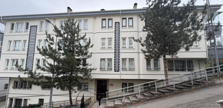 Ankara Çankaya’da hasarlı bina boşaltıldı – Birlik Haber Ajansı